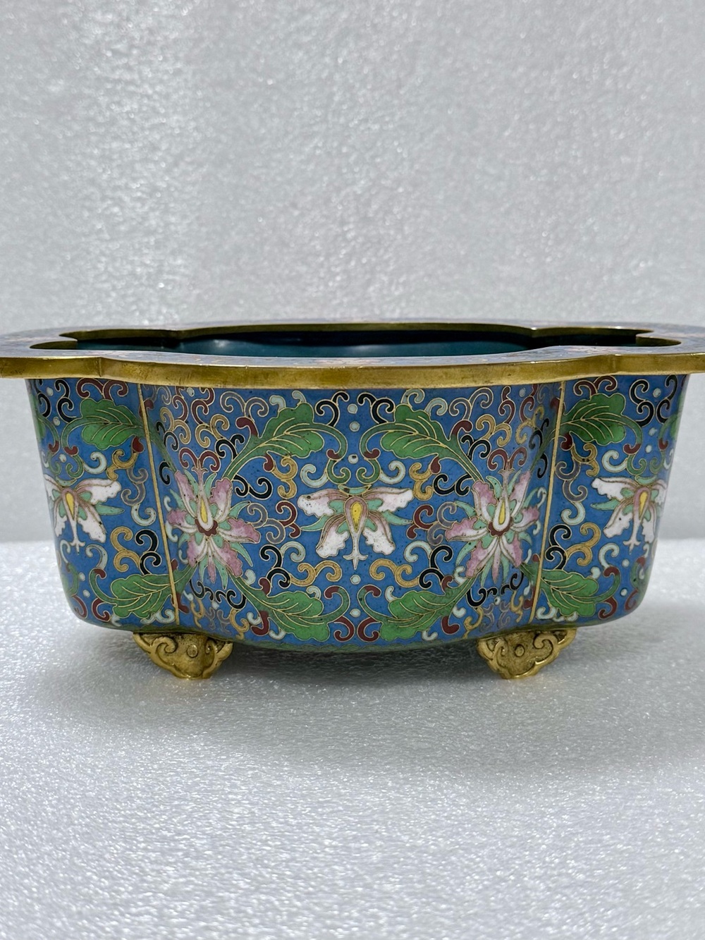 19th-century Chinese cloisonné enamel jardiniere footed